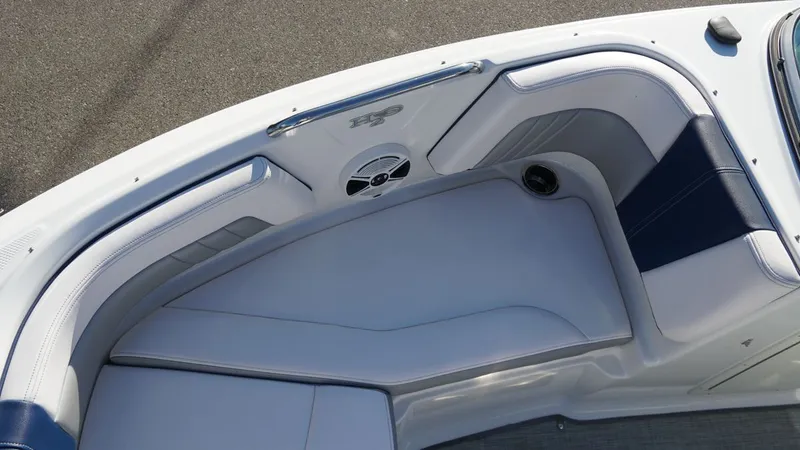 Slide: The Image of Chaparral 21 H2O Surf 2019 - 14