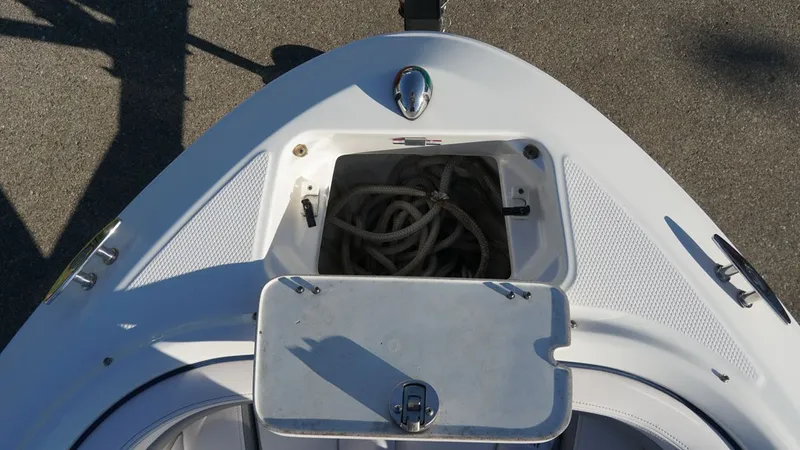 Slide: The Image of Chaparral 21 H2O Surf 2019 - 16