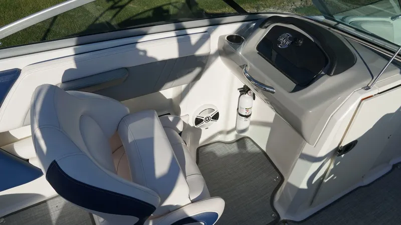 Slide: The Image of Chaparral 21 H2O Surf 2019 - 26