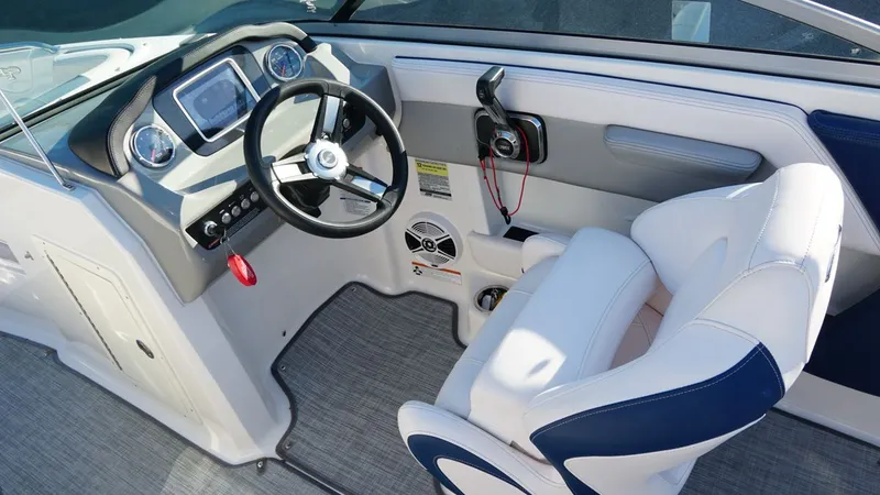 Slide: The Image of Chaparral 21 H2O Surf 2019 - 27