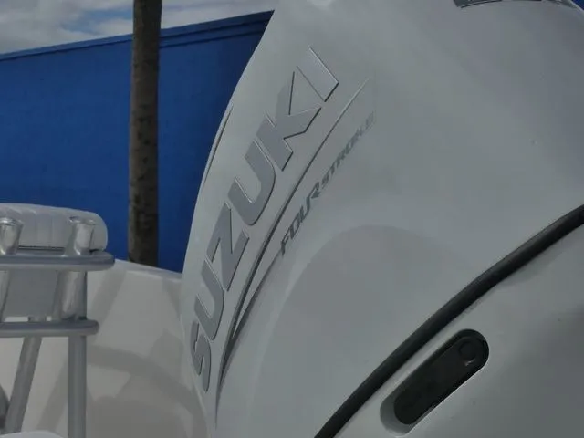 Slide: The Image of Angler PRO 24 2021 - 10