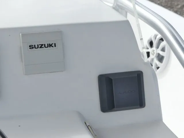 Slide: The Image of Angler PRO 24 2021 - 19