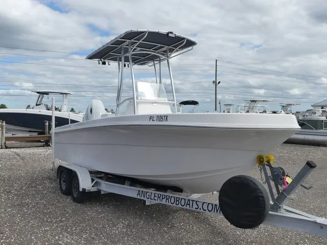 Slide: The Image of Angler PRO 24 2021 - 3