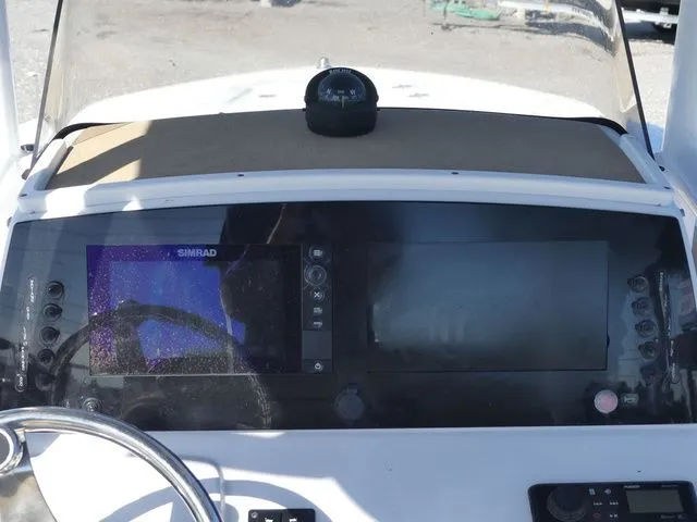 Slide: The Image of Sportsman Heritage 211 Center Console 2018 - 21