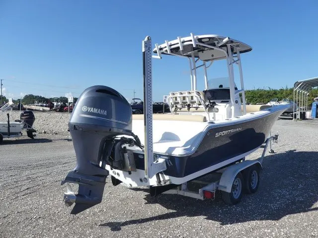 Slide: The Image of Sportsman Heritage 211 Center Console 2018 - 4