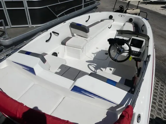 Slide: The Image of Tahoe T18 2024 - 7