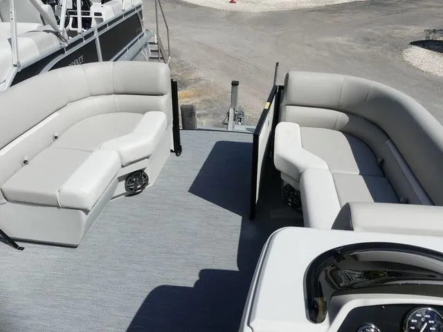 Slide: The Image of Godfrey Xperience 2086 SFLX 2026 - 9