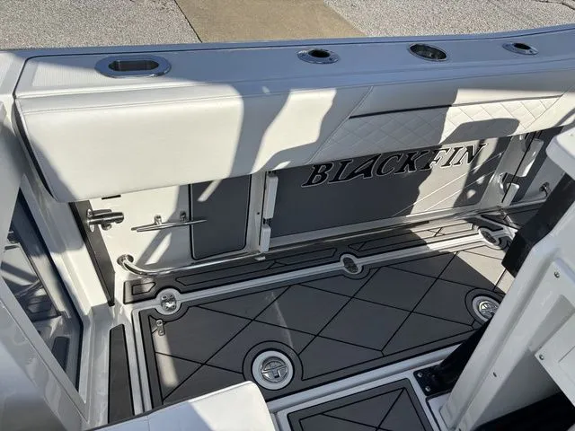 Slide: The Image of Blackfin 272 CC 2022 - 24