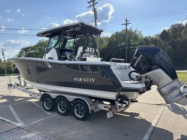 Slide: The Image of Blackfin 272 CC 2022 - 26