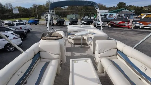 Slide: The Image of Bennington 2275 LXGR 2004 - 11