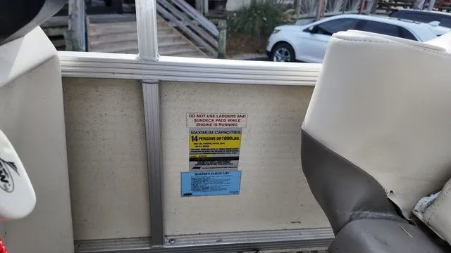 Slide: The Image of Bennington 2275 LXGR 2004 - 17