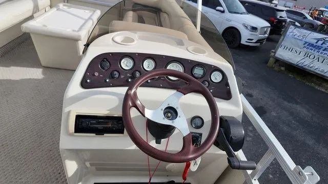 Slide: The Image of Bennington 2275 LXGR 2004 - 18