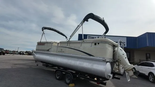 Slide: The Image of Bennington 2275 LXGR 2004 - 7