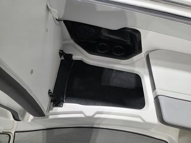 Slide: The Image of Yamaha AR250 2026 - 22