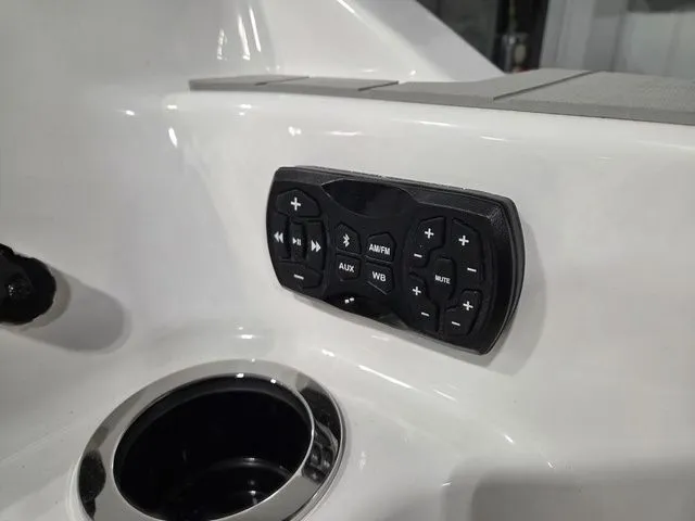 Slide: The Image of Yamaha AR250 2026 - 6