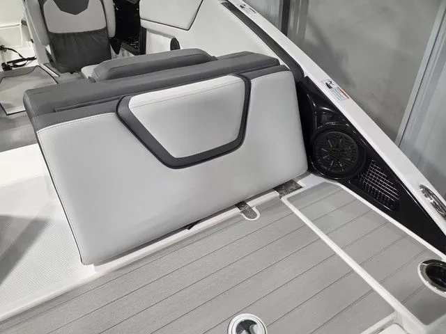 Slide: The Image of Yamaha AR250 2026 - 8