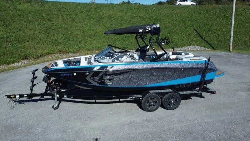 The Image of Nautique G23 2015 - 1