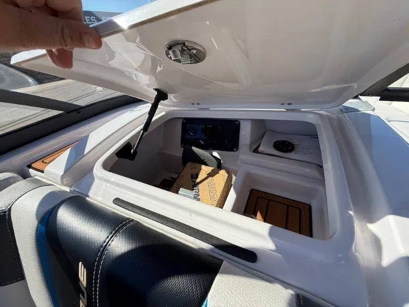 Slide: The Image of Nautique G23 2015 - 26