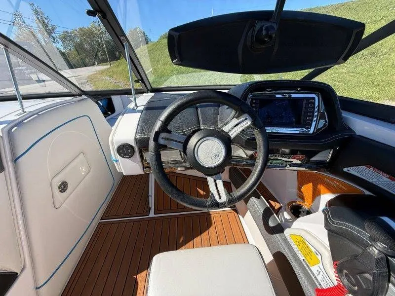 Slide: The Image of Nautique G23 2015 - 29