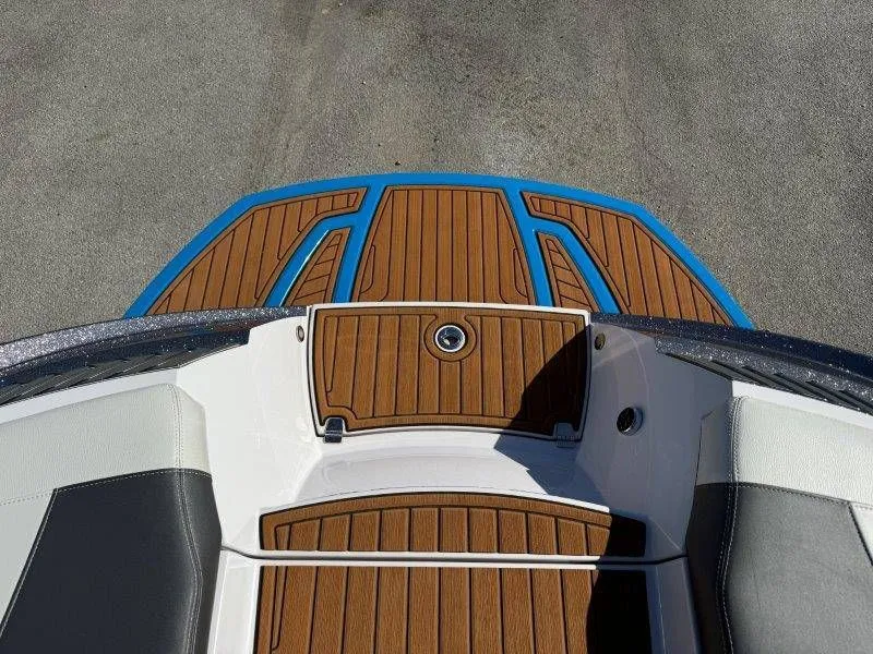 Slide: The Image of Nautique G23 2015 - 36