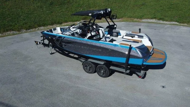 Slide: The Image of Nautique G23 2015 - 4