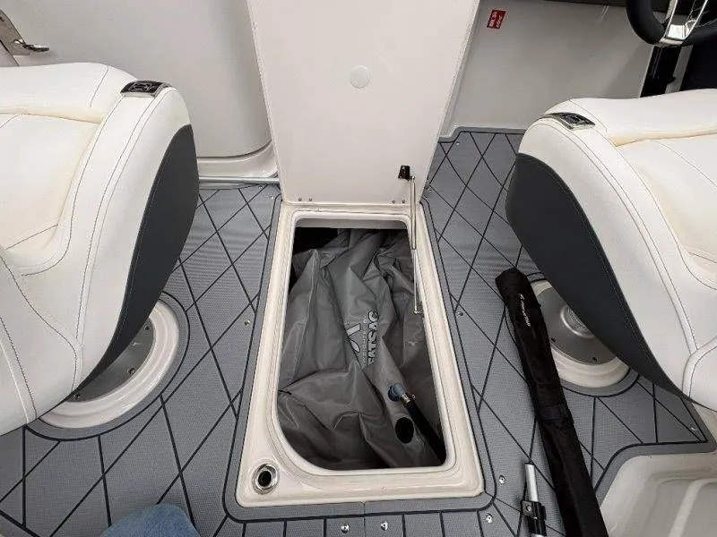 Slide: The Image of Chaparral GTS 6 2026 - 27