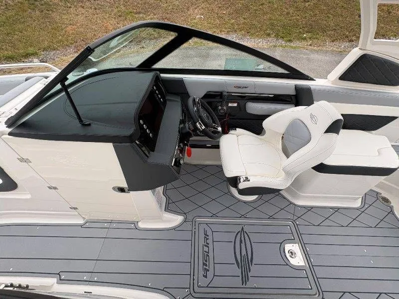 Slide: The Image of Chaparral GTS 6 2026 - 28