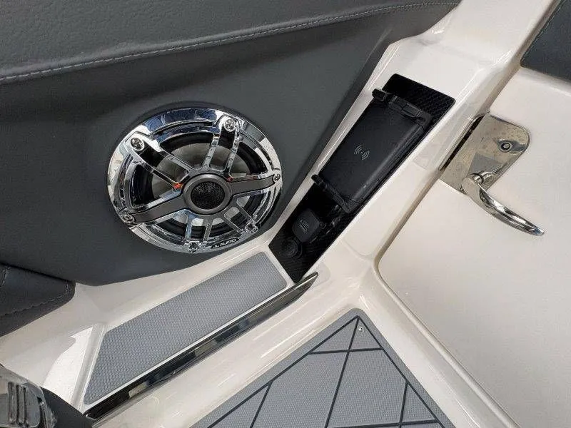 Slide: The Image of Chaparral GTS 6 2026 - 40