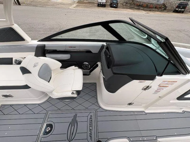 Slide: The Image of Chaparral GTS 6 2026 - 50