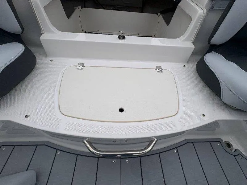 Slide: The Image of Chaparral 21 SSi Ski & Fish OB 2026 - 32