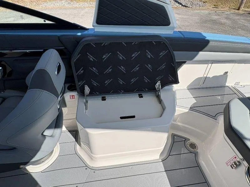 Slide: The Image of Chaparral SSX 6 2026 - 49