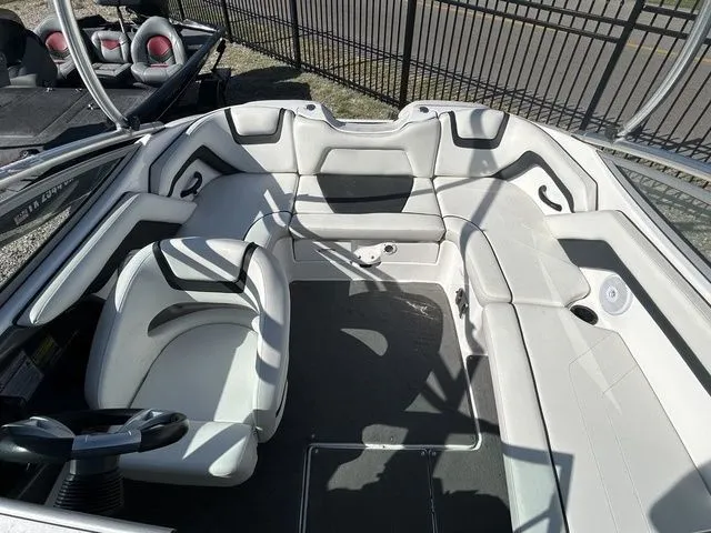 Slide: The Image of Yamaha AR190 2015 - 8