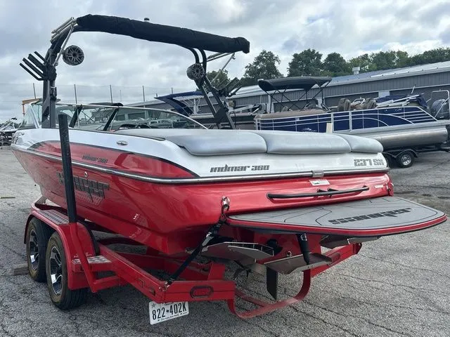 Slide: The Image of Other 237 SX 2020 - 3