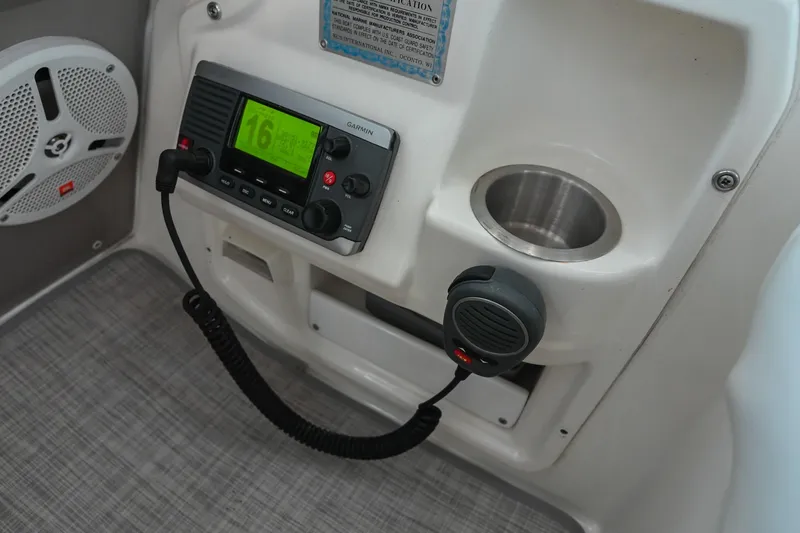 Slide: The Image of 2001 Cruisers Yachts 3672 Express boat radio and speaker system detail. - 31