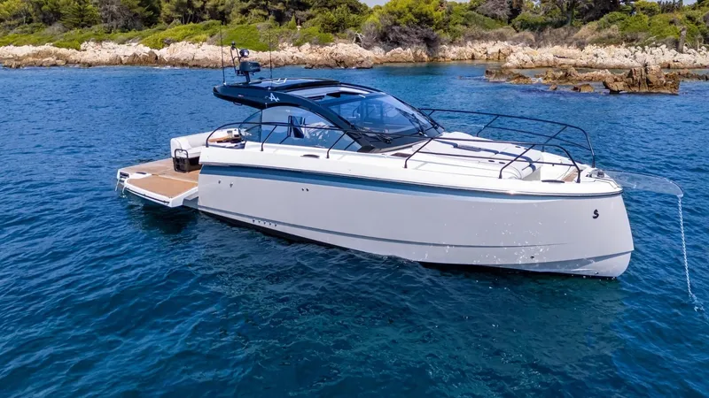 Slide: The Image of Beneteau Gran Turismo 40 2026 - 1