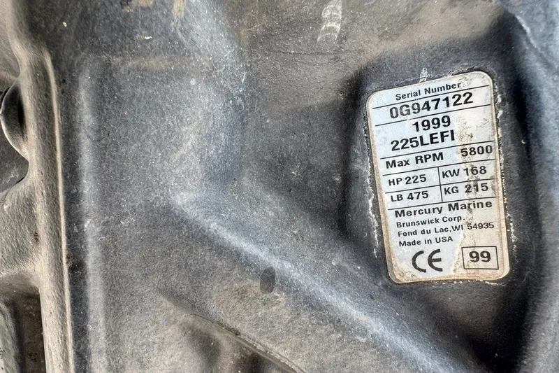 Slide: The Image of Label on Mercury Marine engine, serial OG947122, 225LEFI, 225 HP, 1999 model. - 11