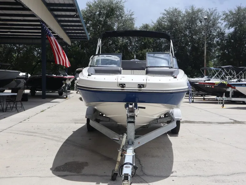 Slide: The Image of Bayliner DX 2000 2023 - 4