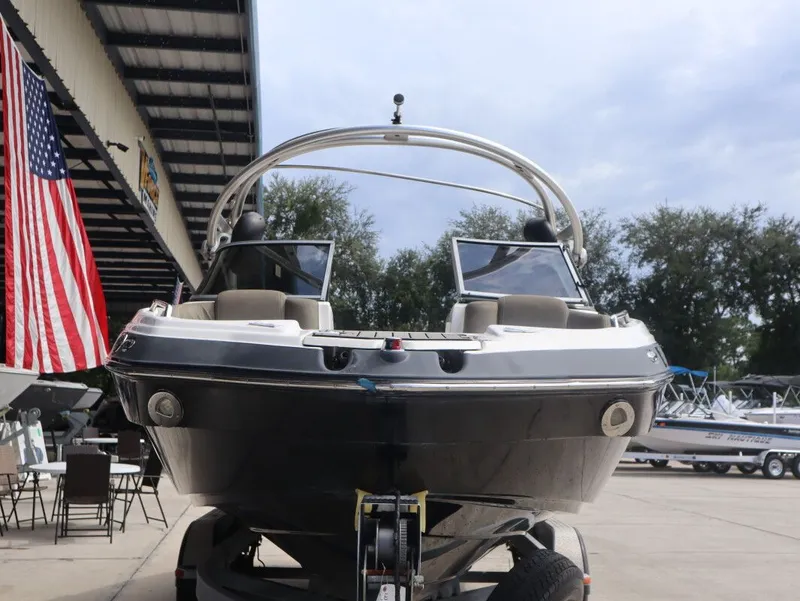 Slide: The Image of Yamaha 242 Limited S 2012 - 4