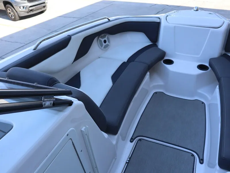 Slide: The Image of Yamaha AR210 2022 - 17