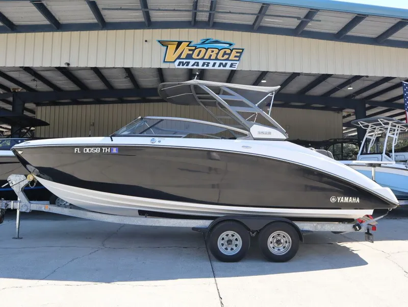 The Image of Yamaha 252S 2022 - 1