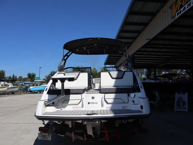 Slide: The Image of Yamaha 252SE 2022 - 5