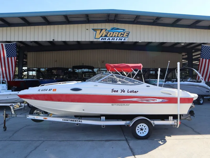 The Image of Stingray 205 CS 2008 - 1