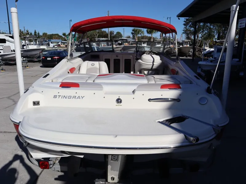 Slide: The Image of Stingray 205 CS 2008 - 10