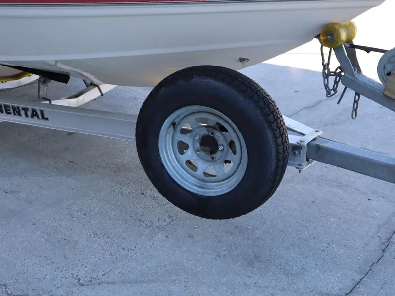 Slide: The Image of Stingray 205 CS 2008 - 12