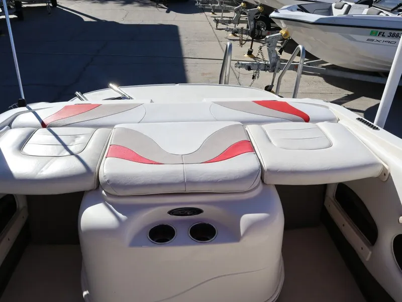 Slide: The Image of Stingray 205 CS 2008 - 18