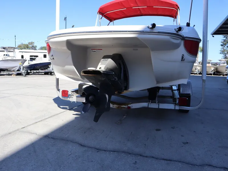 Slide: The Image of Stingray 205 CS 2008 - 9