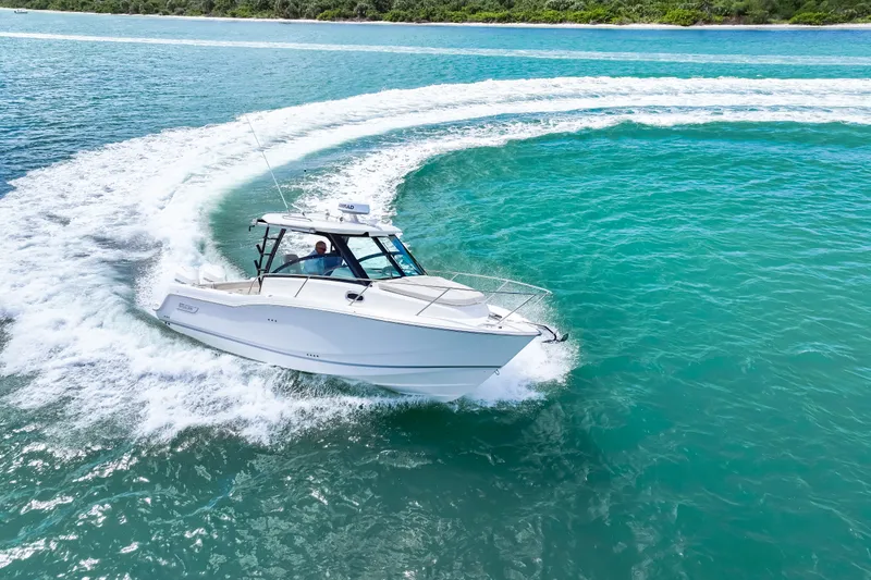 Slide: The Image of Boston Whaler 285 Conquest 2026 - 12