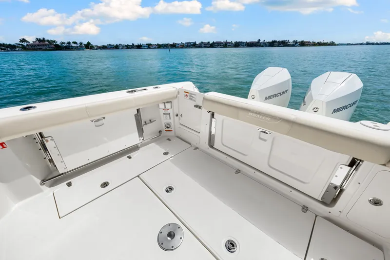 Slide: The Image of Boston Whaler 285 Conquest 2026 - 18