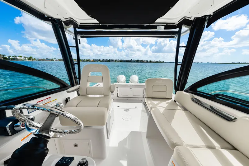 Slide: The Image of Boston Whaler 285 Conquest 2026 - 28