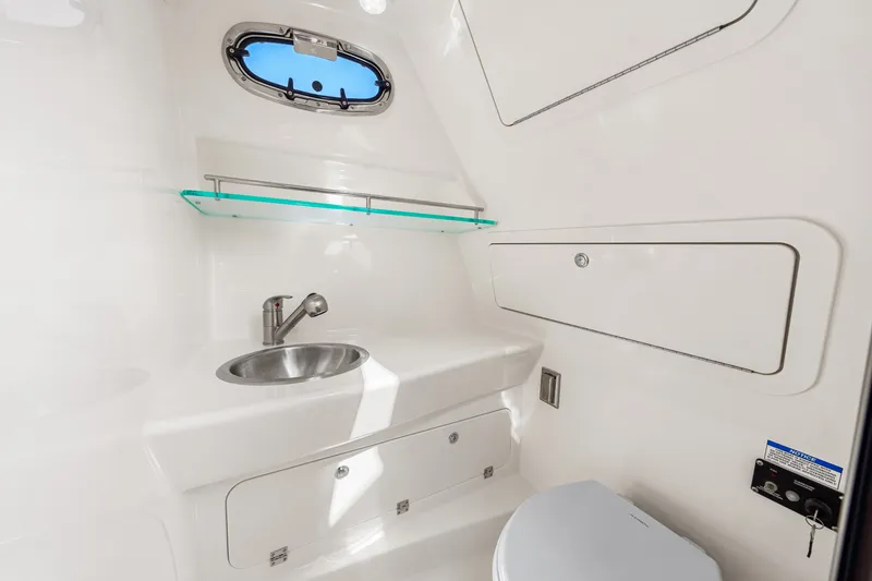 Slide: The Image of Boston Whaler 285 Conquest 2026 - 36